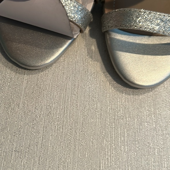 Naturalizer Women’s ‘Taimi’ Dress Sandals Heels Sparkly w/ Straps Size 9 New - Picture 9 of 15